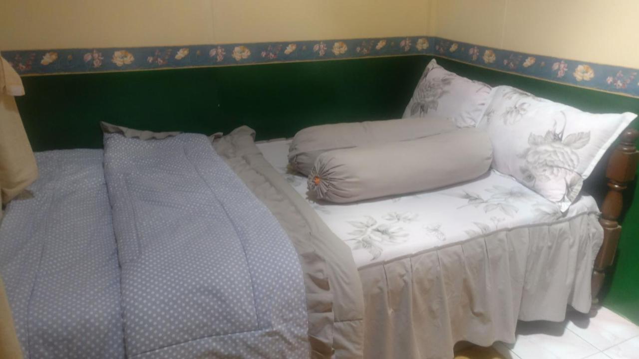 Homestay Arya Mangunan Bantul Exterior photo