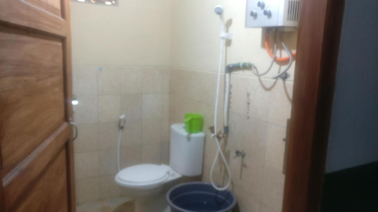 Homestay Arya Mangunan Bantul Exterior photo